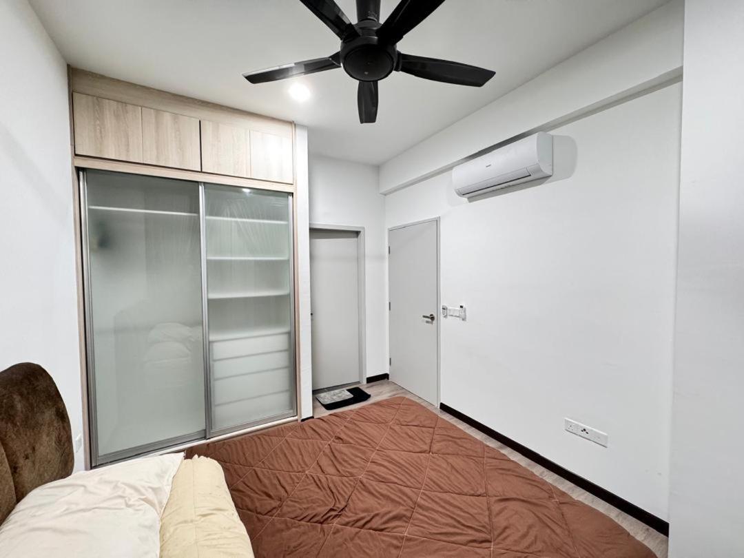 Abg Ipar Apartment