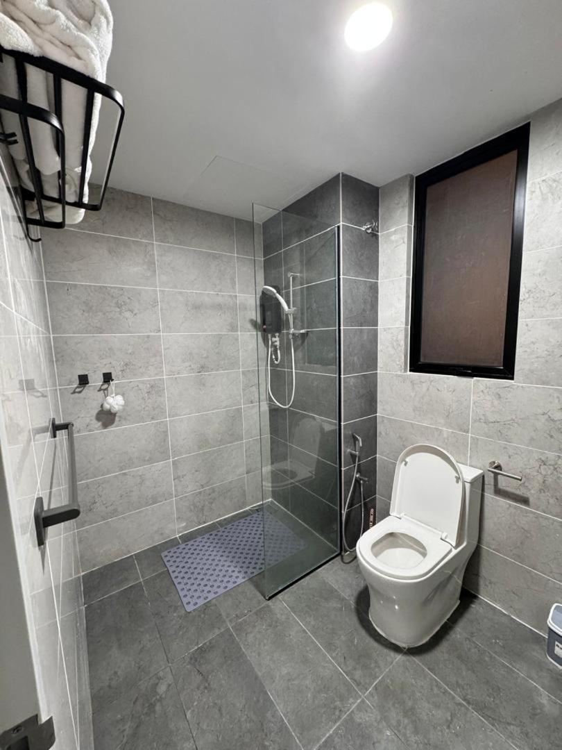 Abg Ipar Apartment