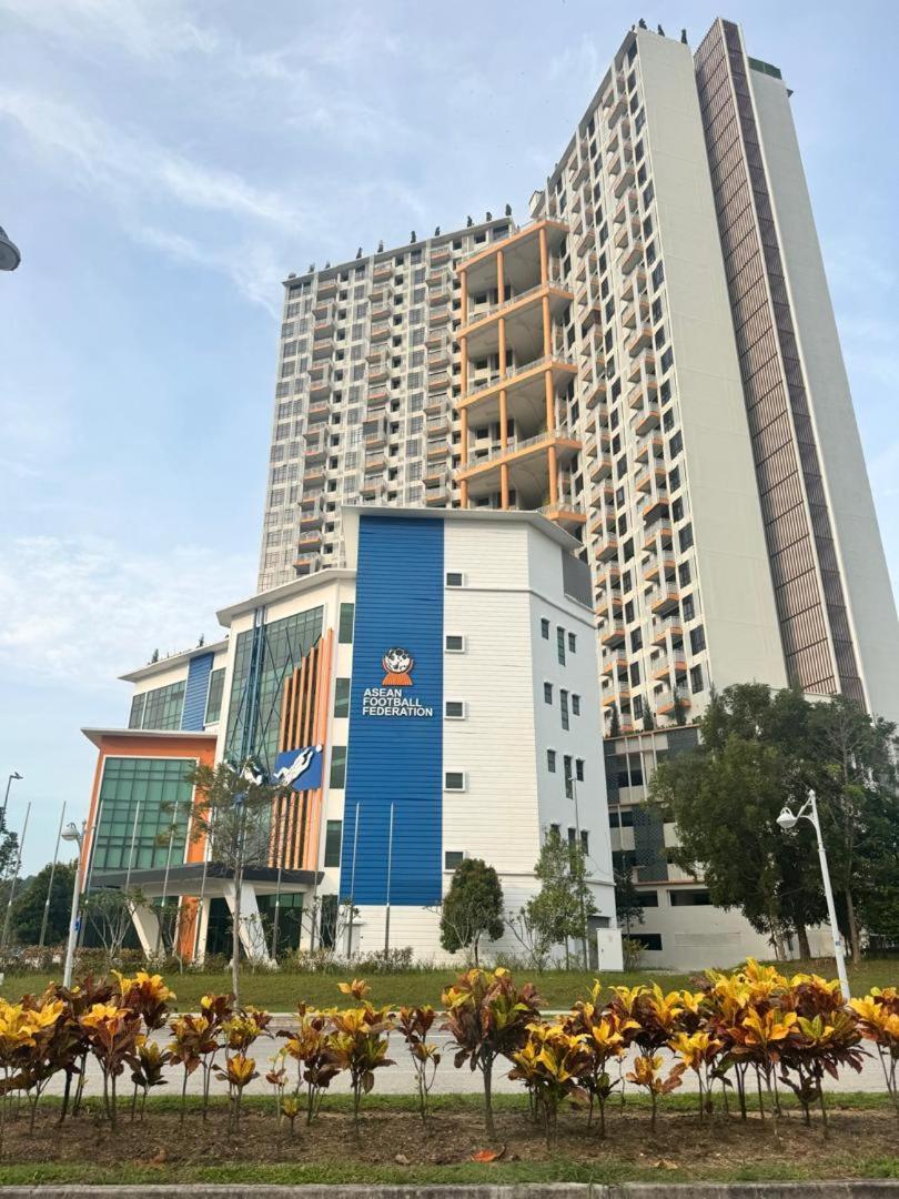 Apartment Abg Ipar *